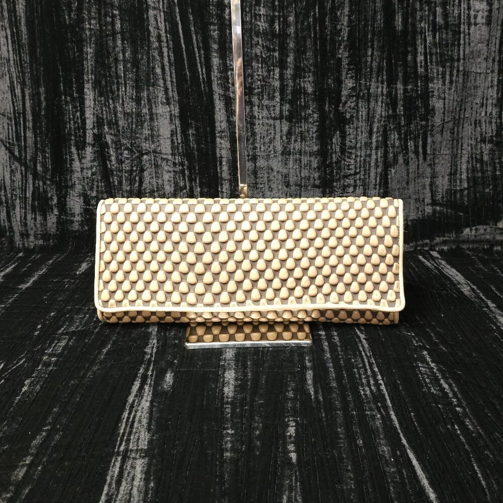 Tissa Fontaneda Luxury Bubble Leather Purse with Wooden Piece